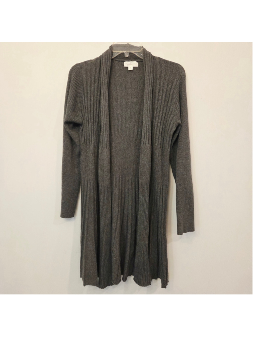 Women's Magnolia Grace Ribbed Cardigan Sweater Grey Size Medium